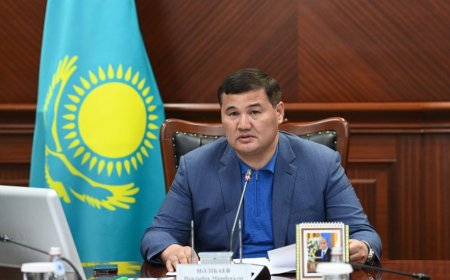 Нұрлыбек Нәлібаев: Журналистика мен прозаны тең ұстаған қаламгер