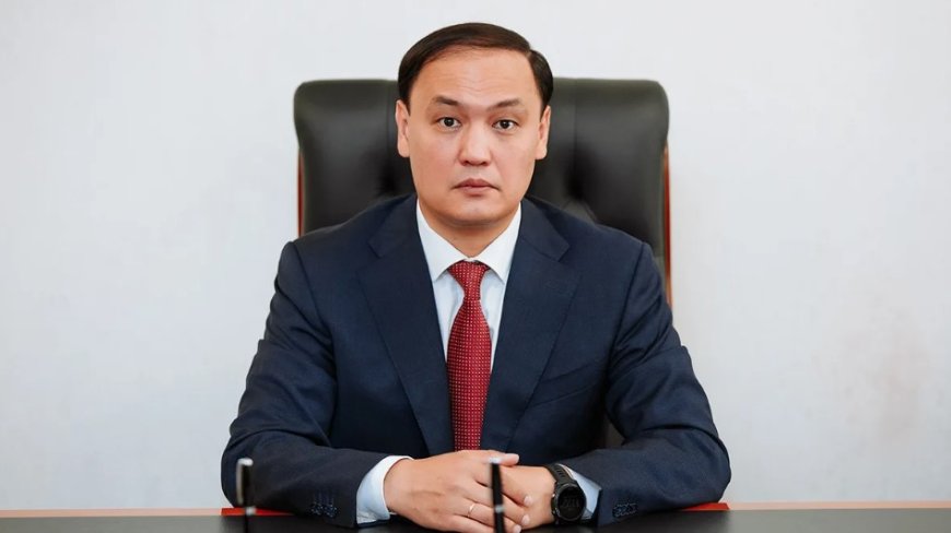 Ербол Қарашөкеев: Елдің мұңын мұңдап, жоғын жоқтаған қайраткер қаламгер