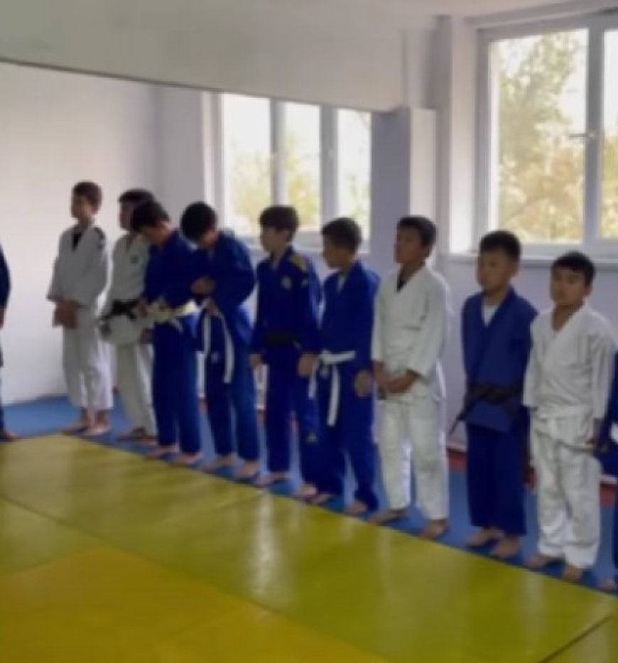 Кентау қаласында жас спортшылармен кездесу өтті