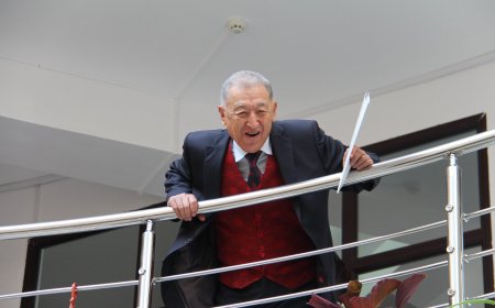 Мархабат Байғұт. Ақпандағы мысықтар