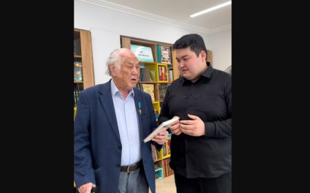 Қанат Алтынбек. «Тәуір жазады екен»: Дулат Исабеков артқан сенім
